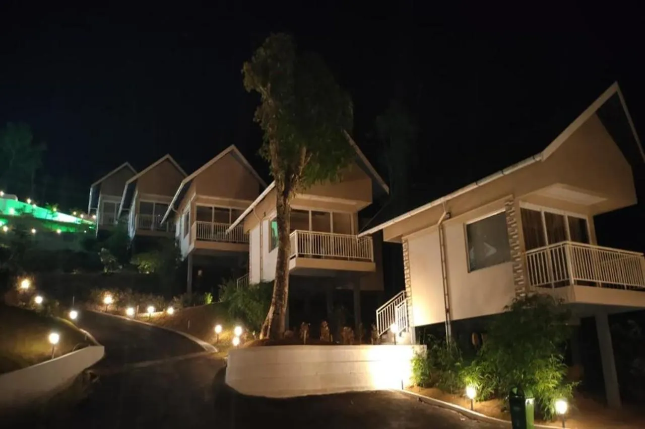 Hotel Aveda Munnar Mountains And Mist 4*,  Indie