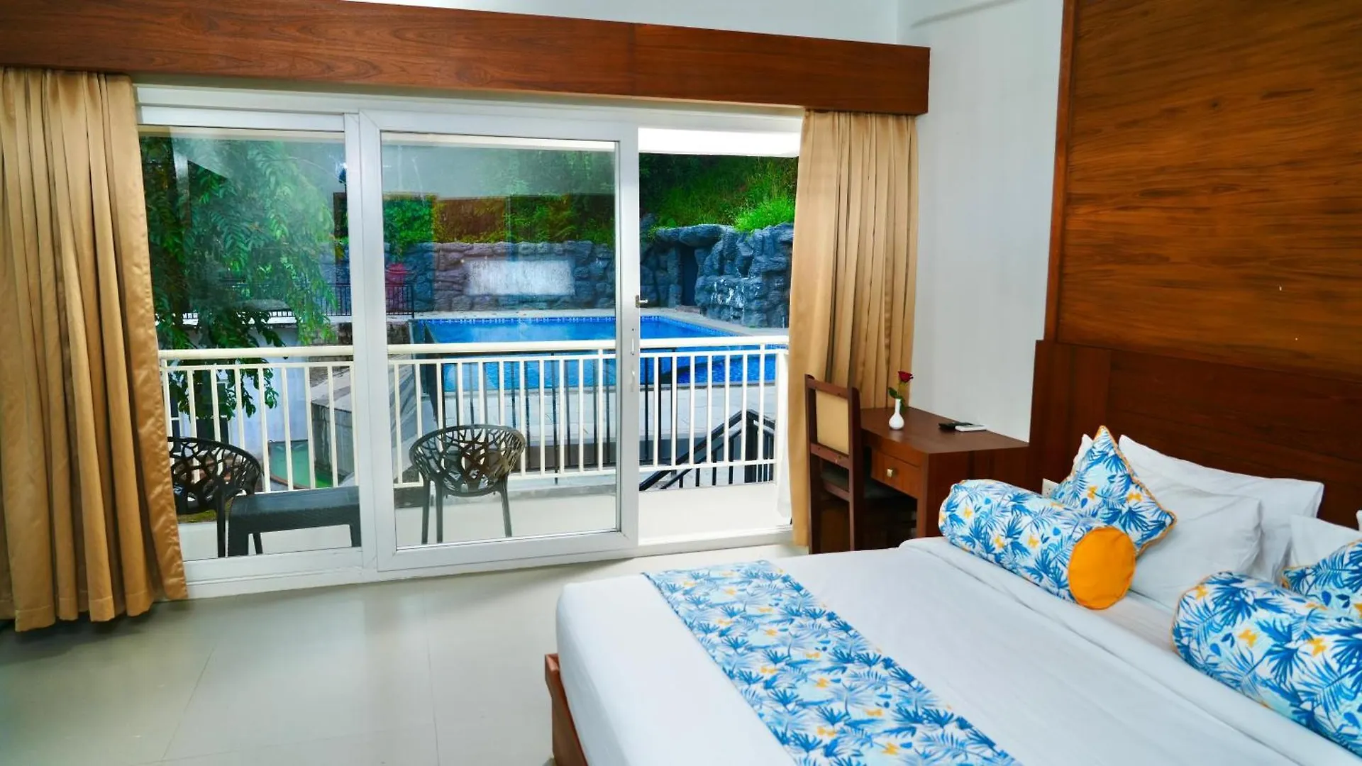Hotel Aveda Munnar Mountains And Mist