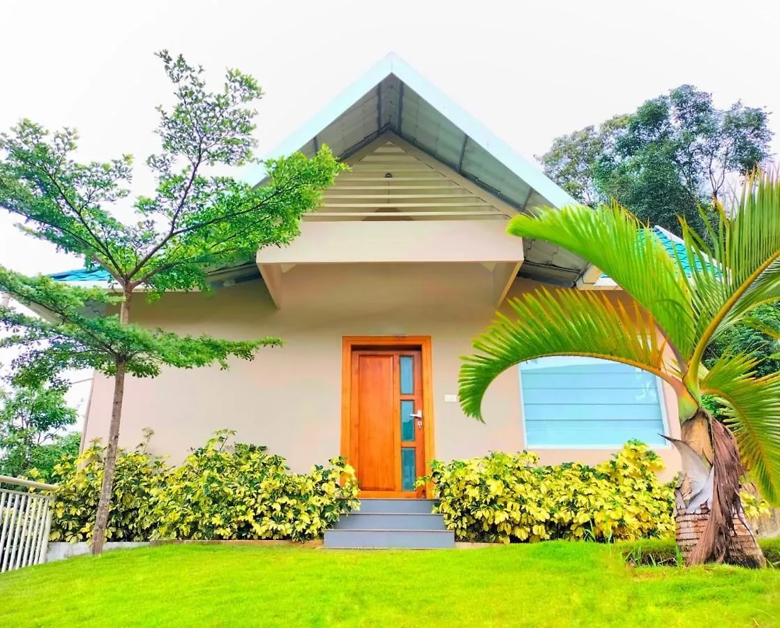 Aveda Munnar Mountains And Mist Hotel