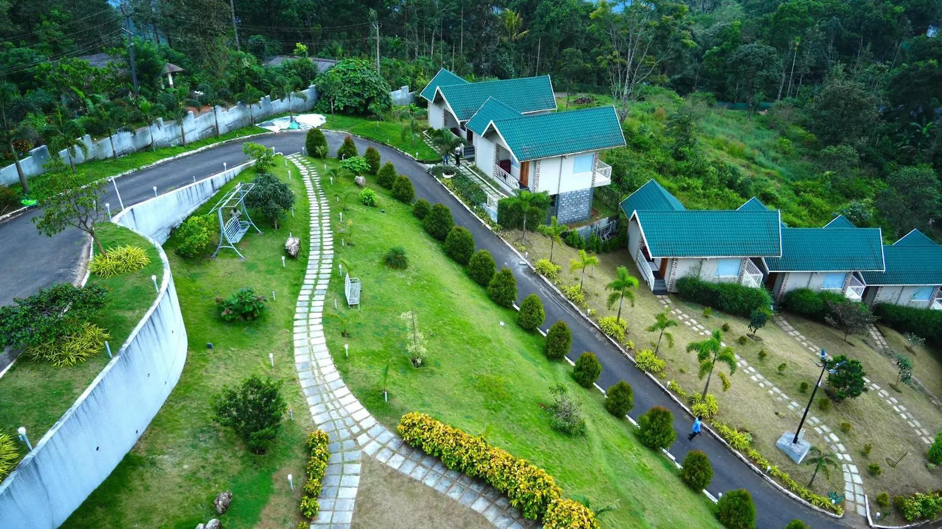 Aveda Munnar Mountains And Mist Hotel India
